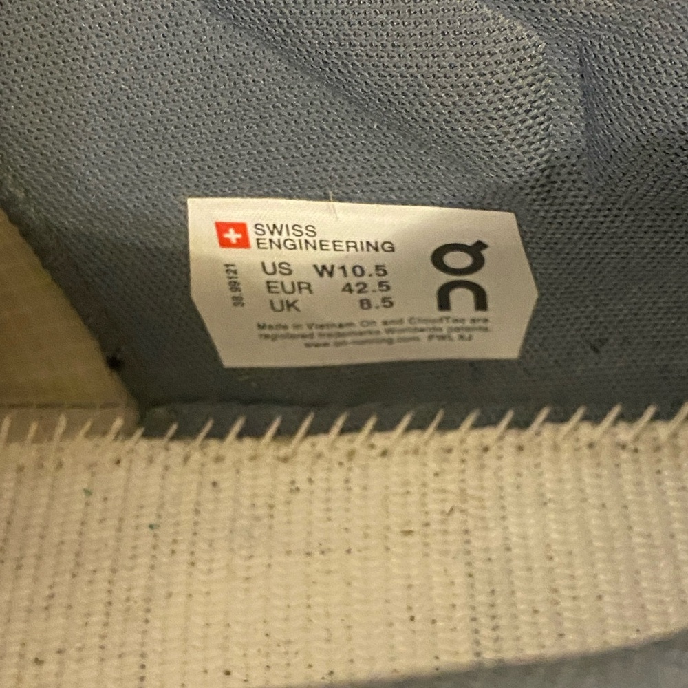 ON Cloud X Shift Alloy/Red size 10.5 - Picture 5 of 16